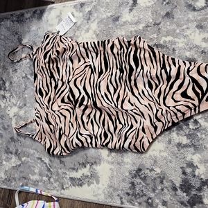 Shade and Shore 1 piece